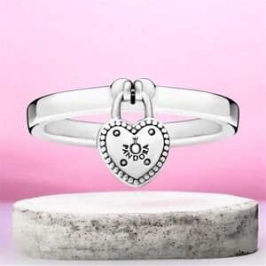 Silver 925 Heart Lock Ring Size 9